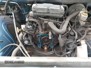 1998 Dodge 1500 z VIN 3B7HC13Z6WG226848, wystawiony jako IAAI lot #42331979 z przebiegiem 280 456 mil mil oraz . Historia ofert i sprzedaży dostępna na DreamBid. Obrazek 6.