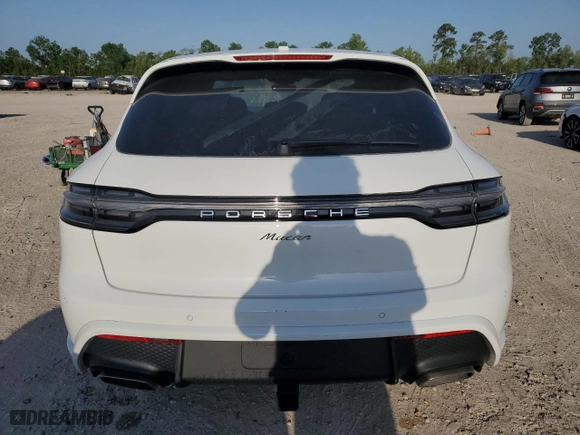 2024 Porsche Macan with VIN WP1AA2A57RLB02901, listed as a Copart auction lot 49342575 with 8,167 mi miles and Salvage Title. Bid and sale history available at carsss.com. Image 6.
