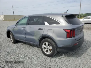 2022 Kia Sorento LX z VIN 5XYRG4LC0NG082538, wystawiony jako Copart lot #53809285 z przebiegiem 43 910 mil mil oraz Szkoda całkowita • Salvage title. Historia ofert i sprzedaży dostępna na DreamBid. Obrazek 2.