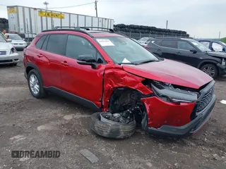 2025 Toyota Corolla Cross LE с VIN 7MUBAABG3SV125179, выставлен на аукционе IAAI как лот 42527682 с пробегом 3 059 миль миль и . История ставок и продаж доступна на DreamBid. Изображение 1.