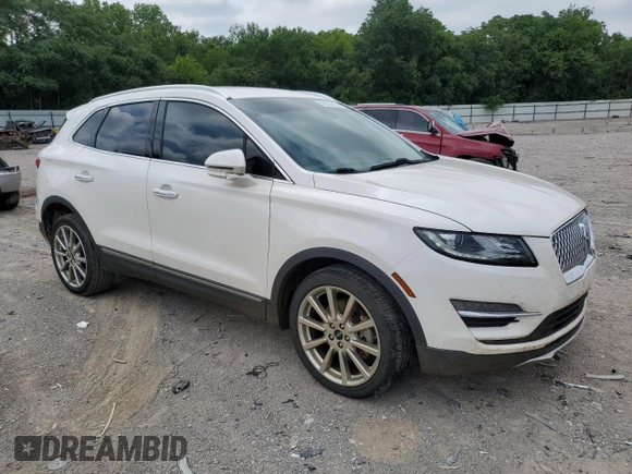 2019 Lincoln MKC Reserve with VIN 5LMCJ3C97KUL26887, listed as a Copart auction lot 59586425 with 151,846 mi miles and Salvage title. Bid and sale history available at DreamBid. Image 4.