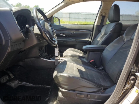2019 Mitsubishi Outlander SE with VIN JA4AD3A34KZ049567, listed as a Copart auction lot 57341475 with 197,076 mi miles and Clean title. Bid and sale history available at DreamBid. Image 7.