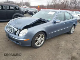 2005 Mercedes-Benz E 500 z VIN WDBUF70J25A731269, wystawiony jako IAAI lot #41759930 z przebiegiem 106 132 mil mil oraz . Historia ofert i sprzedaży dostępna na DreamBid. Obrazek 19.