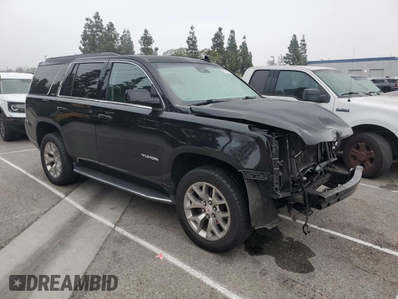 2018 GMC Yukon SLT with VIN 1GKS1BKC8JR209609, listed as a Copart auction lot 43723185 with 178,527 mi miles and Salvage Title. Bid and sale history available at carsss.com. Image 4.