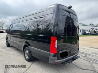 2020 Mercedes-Benz Sprinter Cargo Cargo with VIN W1W4EDHY3LT023378, listed as a Copart auction lot 56260055 with 485,694 mi miles and Clean Title. Bid and sale history available at DreamBid. Image 3.