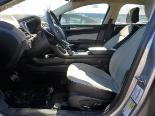 2020 Ford Fusion SE with VIN 3FA6P0HD8LR128879, listed as a Copart auction lot 89090425 with 129,784 mi miles and Salvage Title. Bid and sale history available at carsss.com. Image 7.
