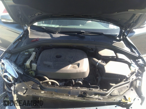 2017 Volvo XC60 Inscription with VIN YV440MDU0H2207703, listed as a IAAI auction lot 40400202 with 49,387 mi miles. Bid and sale history available at carsss.com. Image 10.
