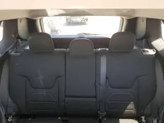 2018 Jeep Renegade Latitude with VIN ZACCJBBB3JPG90472, listed as a Copart auction lot 52718025 with 87,743 mi miles and Salvage Title. Bid and sale history available at carsss.com. Image 10.