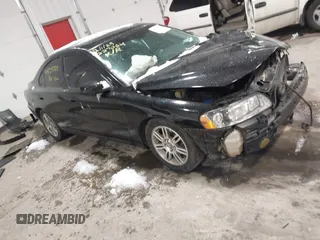 2008 Volvo S60 2.5T with VIN YV1RH592882698868, listed as a IAAI auction lot 41525882 with 91,750 mi miles. Bid and sale history available at carsss.com. Image 1.