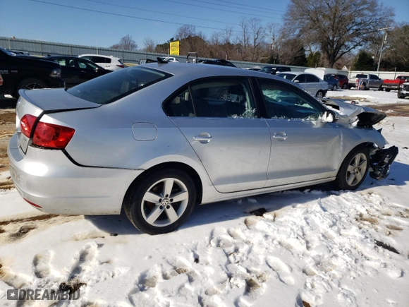 2012 Volkswagen Jetta Sedan TDI w/Premium with VIN 3VWLL7AJXCM038466, listed as a Copart auction lot 87885425 with 264,882 mi miles and Salvage Title. Bid and sale history available at carsss.com. Image 3.