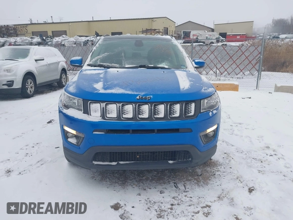 2020 Jeep Compass Altitude with VIN 3C4NJCBB6LT162547, listed as a IAAI auction lot 41362410 with 58,643 mi miles and . Bid and sale history available at carsss.com. Image 12.