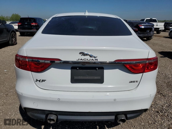 2018 Jaguar XF with VIN SAJBD4EV3JCY57424, listed as a Copart auction lot 50470925 with 65,613 mi miles and Clean Title. Bid and sale history available at DreamBid. Image 6.