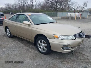 2002 Toyota Solara SE with VIN 2T1CF28P82C595679, listed as a IAAI auction lot 42010315 with 103,986 mi miles. Bid and sale history available at carsss.com. Image 1.