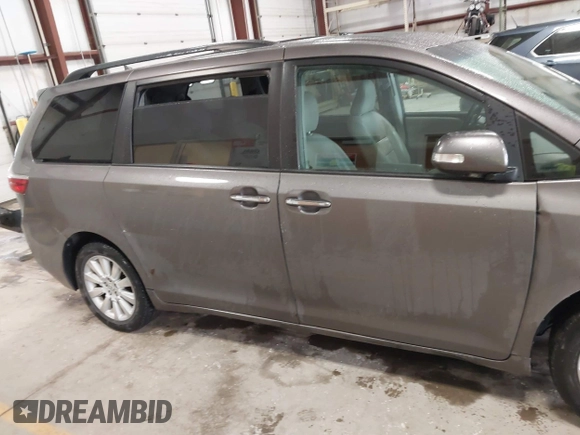 2015 Toyota Sienna Ltd with VIN 5TDDK3DC3FS106157, listed as a IAAI auction lot 41737202 with 173,724 mi miles. Bid and sale history available at carsss.com. Image 14.