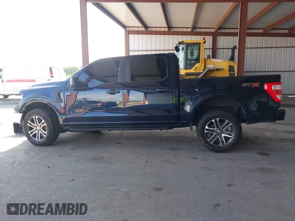 2023 Ford F-150 XL z VIN 1FTEW1CPXPFC16643, wystawiony jako IAAI lot #42205858 z przebiegiem Nie podano mil oraz . Historia ofert i sprzedaży dostępna na DreamBid. Obrazek 13.