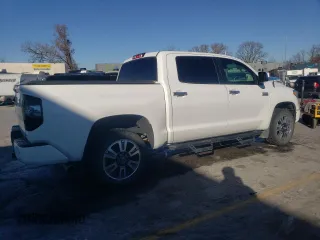 2019 Toyota Tundra SR5 z VIN 5TFAY5F16KX790487, wystawiony jako Copart lot #82783094 z przebiegiem 104 229 mil mil oraz Nie do naprawy • Non repairable. Historia ofert i sprzedaży dostępna na DreamBid. Obrazek 3.