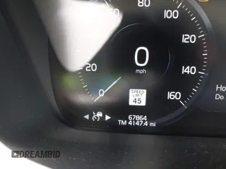 2019 Volvo XC90 Momentum с VIN YV4A22PKXK1441050, выставлен на аукционе IAAI как лот 42555612 с пробегом 67 864 миль миль и . История ставок и продаж доступна на DreamBid. Изображение 16.