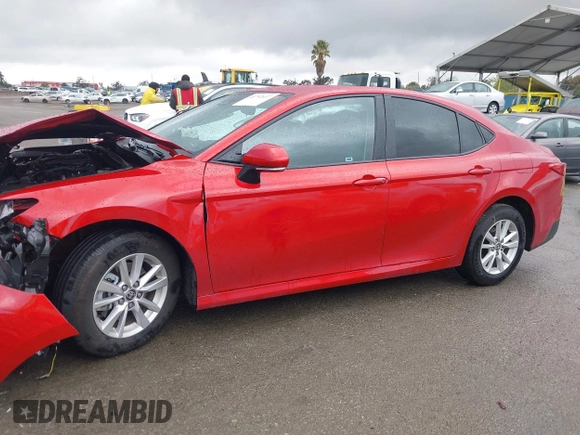 2025 Toyota Camry LE with VIN 4T1DAACK1SU048163, listed as a IAAI auction lot 41792637 with Not Provided miles and . Bid and sale history available at DreamBid. Image 14.