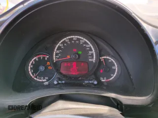 2013 Volkswagen Beetle Entry with VIN 3VWFP7AT9DM668662, listed as a Copart auction lot 59035405 with 114,853 mi miles and Salvage title. Bid and sale history available at DreamBid. Image 9.