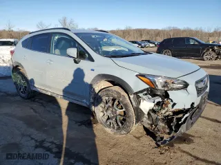 2019 Subaru Crosstrek Hybrid with VIN JF2GTDNC6KH335494, listed as a Copart auction lot 42625095 with 62,437 mi miles and Salvage Title. Bid and sale history available at carsss.com. Image 4.