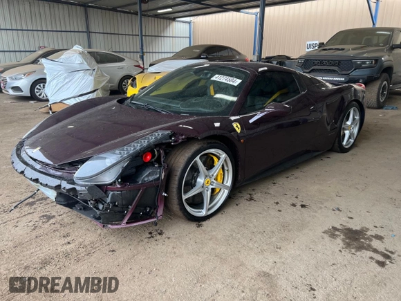 2014 Ferrari 458 Italia z VIN ZFF68NHA6E0201648, wystawiony jako Copart lot #41274584 z przebiegiem 15 586 mil mil oraz . Historia ofert i sprzedaży dostępna na DreamBid. Obrazek 1.