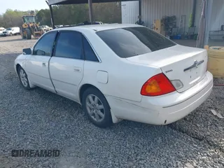 2002 Toyota Avalon XL with VIN 4T1BF28B32U266015, listed as a IAAI auction lot 41907532 with 347,005 mi miles and . Bid and sale history available at DreamBid. Image 3.