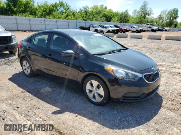 2016 Kia Forte LX z VIN KNAFK4A65G5555308, wystawiony jako Copart lot #55080565 z przebiegiem 49 250 mil mil oraz Szkoda całkowita • Salvage title. Historia ofert i sprzedaży dostępna na DreamBid. Obrazek 4.
