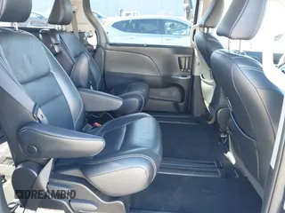 2018 Toyota Sienna SE with VIN 5TDXZ3DC8JS950681, listed as a IAAI auction lot 41389662 with 112,661 mi miles and . Bid and sale history available at DreamBid. Image 8.