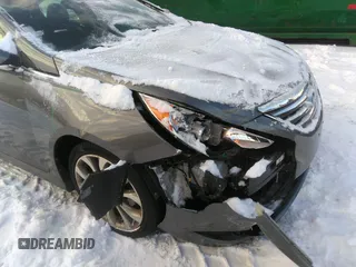2014 Hyundai Sonata SE with VIN 5NPEC4AC9EH902931, listed as a IAAI auction lot 41594115 with 50,221 mi miles and . Bid and sale history available at DreamBid. Image 6.