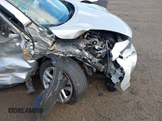2014 Nissan Juke S with VIN JN8AF5MV8ET363145, listed as a IAAI auction lot 41210984 with 113,268 mi miles. Bid and sale history available at carsss.com. Image 6.