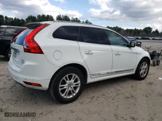 2016 Volvo XC60 T5 Platinum with VIN YV4612RM3G2831402, listed as a Copart auction lot 78798404 with 29,371 mi miles and Salvage Title. Bid and sale history available at carsss.com. Image 3.
