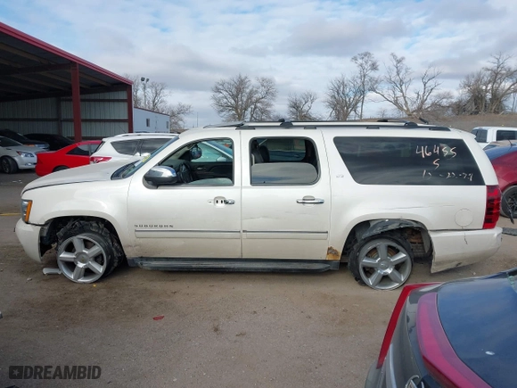 2012 Chevrolet Suburban LTZ with VIN 1GNSKKE71CR251475, listed as a IAAI auction lot 41276204 with 241,316 mi miles. Bid and sale history available at carsss.com. Image 14.