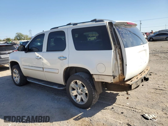 2008 GMC Yukon Commercial with VIN 1GKFK13068R207803, listed as a Copart auction lot 72592904 with 177,150 mi miles and Salvage Title. Bid and sale history available at carsss.com. Image 2.