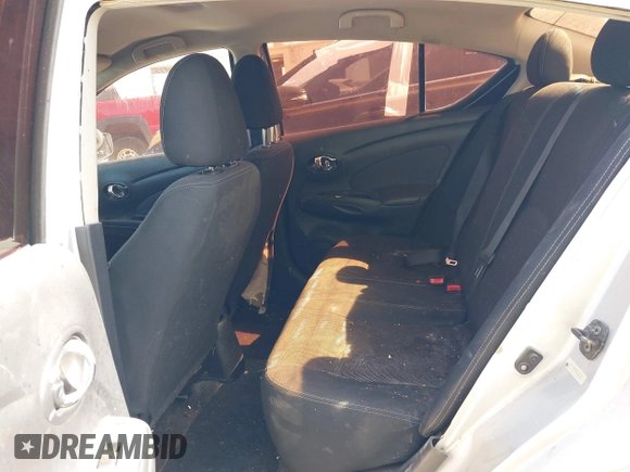 2016 Nissan Versa SV z VIN 3N1CN7AP6GL830257, wystawiony jako IAAI lot #41866021 z przebiegiem 129 051 mil mil oraz . Historia ofert i sprzedaży dostępna na DreamBid. Obrazek 8.