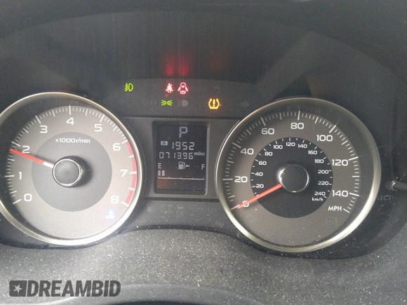 2014 Subaru Forester 2.5i Limited with VIN JF2SJAJC9EH517196, listed as a IAAI auction lot 31343919 with 71,396 mi miles. Bid and sale history available at carsss.com. Image 7.