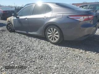 2018 Toyota Camry LE с VIN 4T1B11HK6JU573623, выставлен на аукционе Copart как лот 49834635 с пробегом Не указан миль и На запчасти • Non repairable. История ставок и продаж доступна на DreamBid. Изображение 2.
