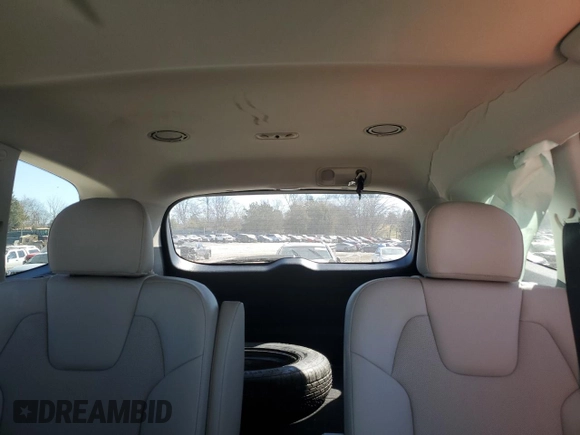 2025 Kia Telluride S with VIN 5XYP64GC8SG565906, listed as a Copart auction lot 46704315 with 7,146 mi miles and Salvage Title. Bid and sale history available at DreamBid. Image 10.
