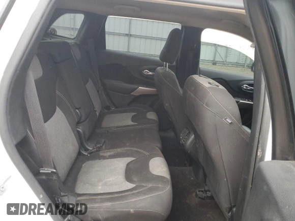 2018 Jeep Cherokee Latitude Tech Connect with VIN 1C4PJMCB5JD529390, listed as a Copart auction lot 50791305 with 140,585 mi miles and Salvage title. Bid and sale history available at DreamBid. Image 11.