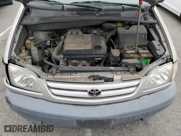 2002 Toyota Sienna LE with VIN 4T3ZF13CX2U473002, listed as a Copart auction lot 86553254 with 359,659 mi miles and Salvage Title. Bid and sale history available at DreamBid. Image 12.