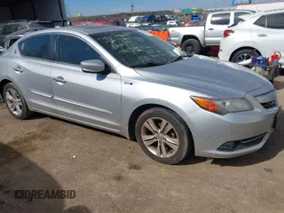2014 Acura ILX Hybrid Tech Pkg with VIN 19VDE3F77EE300232, listed as a IAAI auction lot 41620199 with 167,206 mi miles. Bid and sale history available at carsss.com. Image 1.