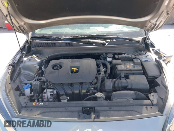 2023 Kia Forte LXS z VIN 3KPF24AD1PE592622, wystawiony jako IAAI lot #42011998 z przebiegiem 20 746 mil mil oraz . Historia ofert i sprzedaży dostępna na DreamBid. Obrazek 10.