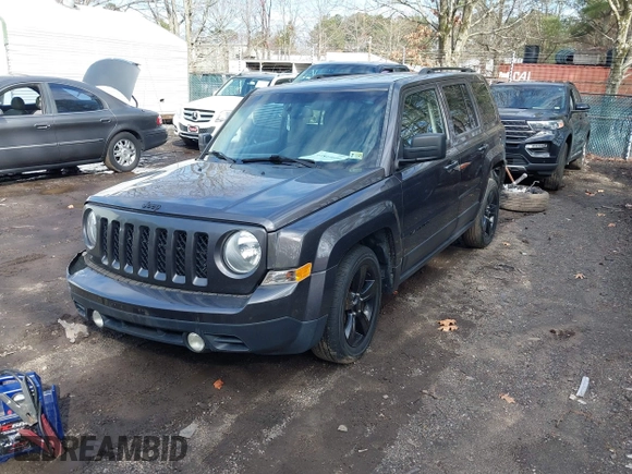 2015 Jeep Patriot Altitude Edition with VIN 1C4NJPBA5FD400428, listed as a IAAI auction lot 41814600 with 150,524 mi miles. Bid and sale history available at carsss.com. Image 2.