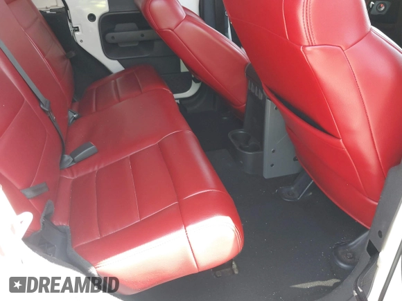 2010 Jeep Wrangler z VIN 1J4HB5H16AL186600, wystawiony jako IAAI lot #42147992 z przebiegiem 134 717 mil mil oraz . Historia ofert i sprzedaży dostępna na DreamBid. Obrazek 8.