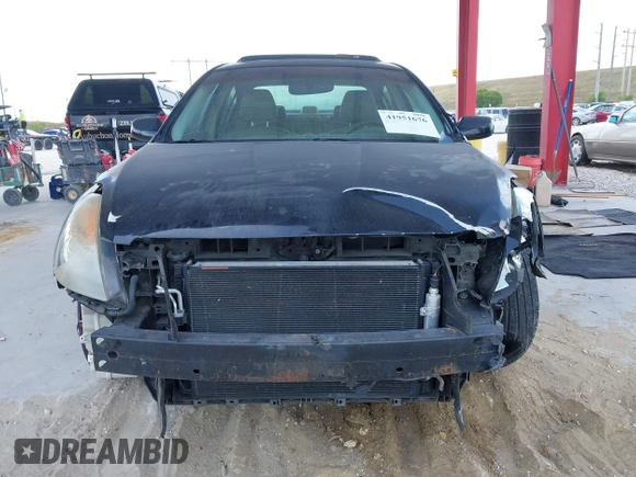 2008 Nissan Altima 2.5 S with VIN 1N4AL21EX8N542132, listed as a IAAI auction lot 41951676 with 191,791 mi miles. Bid and sale history available at carsss.com. Image 6.