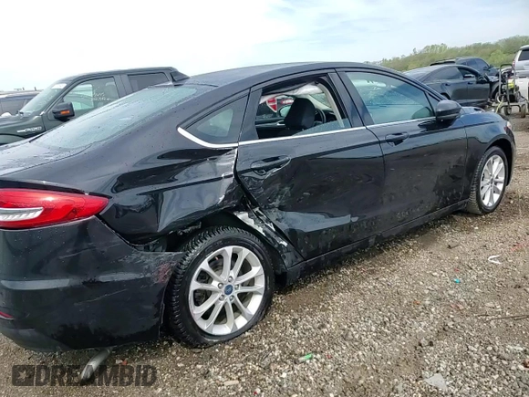 2020 Ford Fusion SE with VIN 3FA6P0LU6LR178414, listed as a Copart auction lot 55758625 with 38,102 mi miles and Salvage title. Bid and sale history available at DreamBid. Image 13.