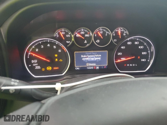 2020 Chevrolet Silverado 1500 LT z VIN 3GCPYDEK7LG295798, wystawiony jako Copart lot #46238035 z przebiegiem 126 642 mil mil oraz Szkoda całkowita • Salvage title. Historia ofert i sprzedaży dostępna na DreamBid. Obrazek 9.