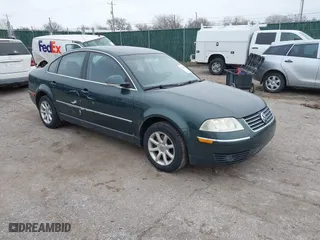 2004 Volkswagen Passat Sedan GLS with VIN WVWPD63B34E227016, listed as a IAAI auction lot 41523912 with 85,769 mi miles. Bid and sale history available at carsss.com. Image 1.