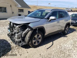 2022 Toyota RAV4 Hybrid XLE with VIN 4T3RWRFV9NU076543, listed as a Copart auction lot 50196835 with 42,506 mi miles and Salvage Title. Bid and sale history available at carsss.com. Image 1.