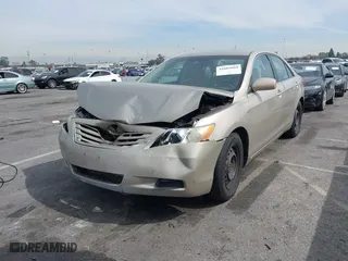 2008 Toyota Camry LE with VIN 4T1BK46K58U575861, listed as a IAAI auction lot 41685664 with 267,003 mi miles. Bid and sale history available at carsss.com. Image 2.