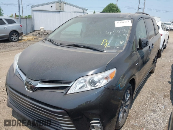 2020 Toyota Sienna XLE z VIN 5TDDZ3DC7LS244873, wystawiony jako IAAI lot #41941263 z przebiegiem 93 545 mil mil oraz . Historia ofert i sprzedaży dostępna na DreamBid. Obrazek 2.